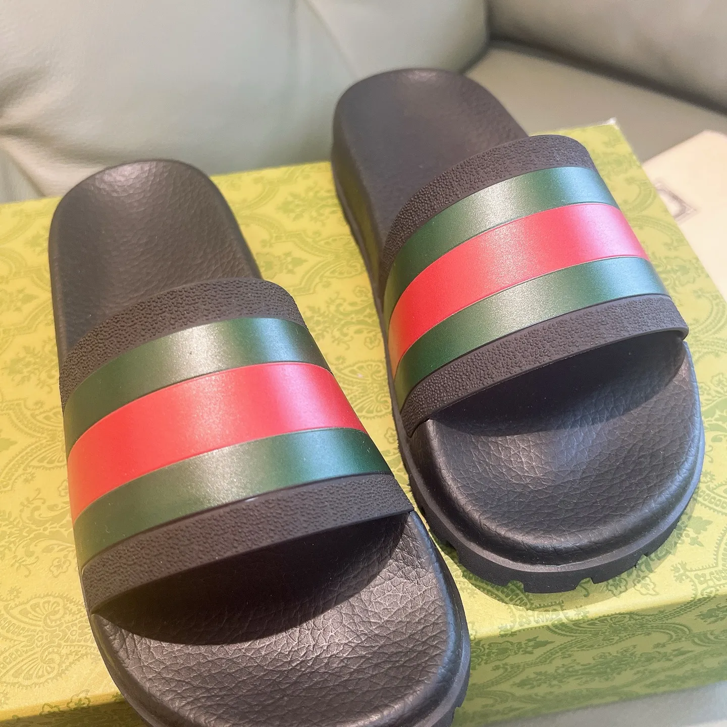 Men's Men's Shoes 130🐮🐮Gucci Gucci Slippers Gucci 2024 latest beach sandals slippers Original molding double G LOGO Original molding consistent Outsole: Men's Men's Shoes u double-layer outsole Size: 35-46